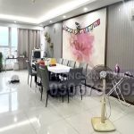 Thảo Điền Pearl bán 2 phòng ngủ 122m2 tầng trung có nội thất view sông – L81