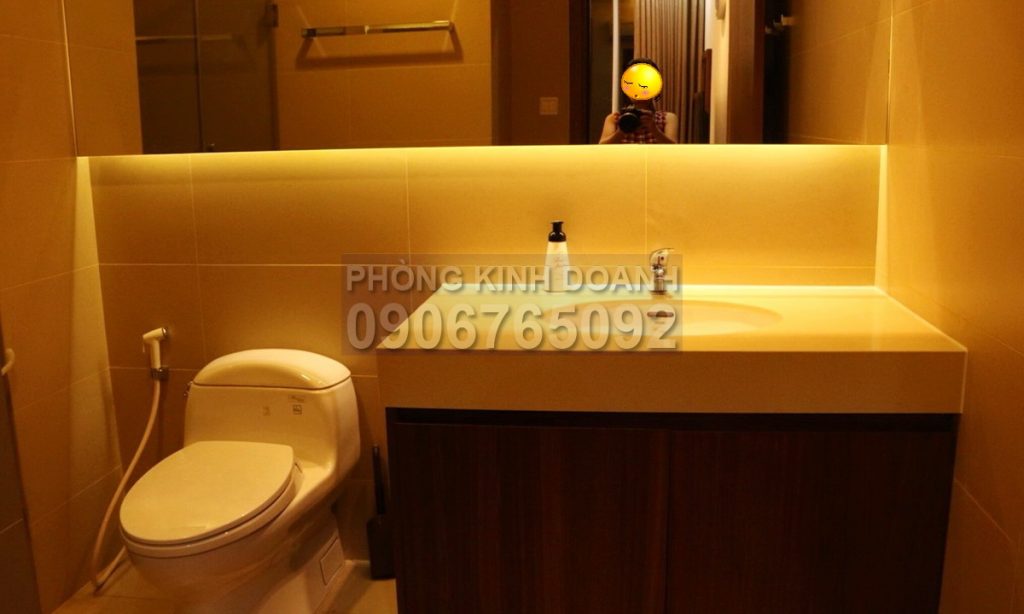 Căn hộ Thảo Điền Pearl cho thuê 2 phòng ngủ lầu cao đủ nội thất view mát