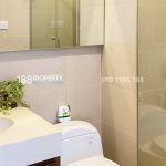 Cho thuê căn hộ Thảo Điền Pearl 2 phòng ngủ tầng cao nội thất xịn view hồ bơi