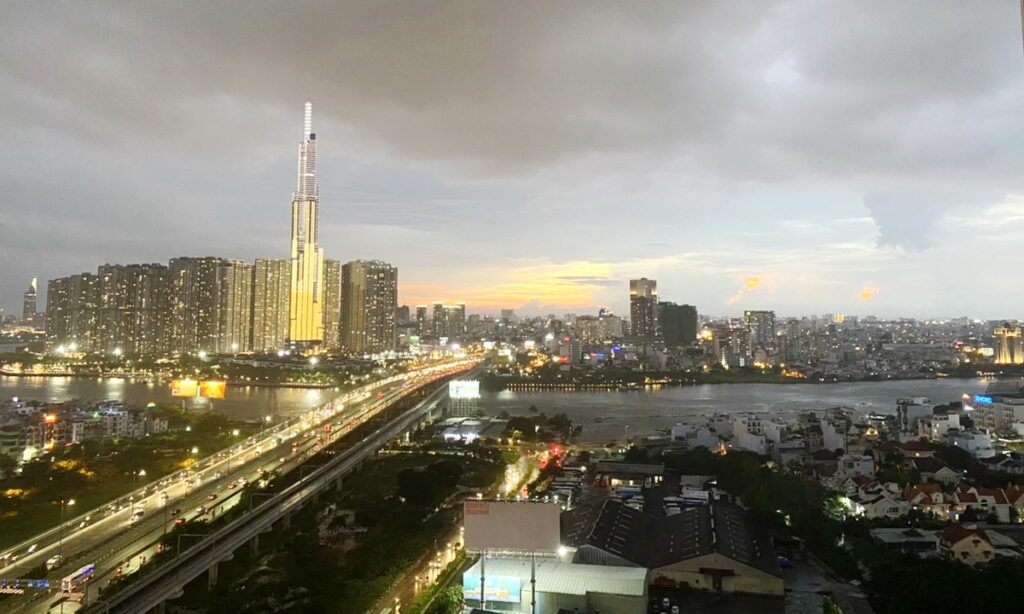 Căn Thảo Điền Pearl bán 3 phòng ngủ tầng cao nội thất xịn view sông L81